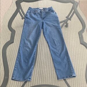 Good American straight leg jeans